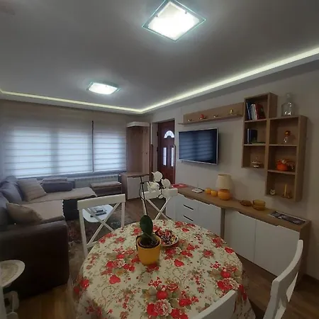 Nik Lux Апартаменты