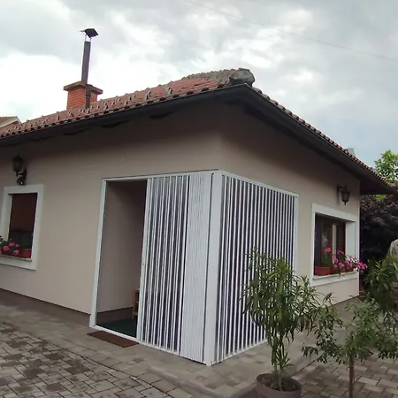 Nik Lux Апартаменты