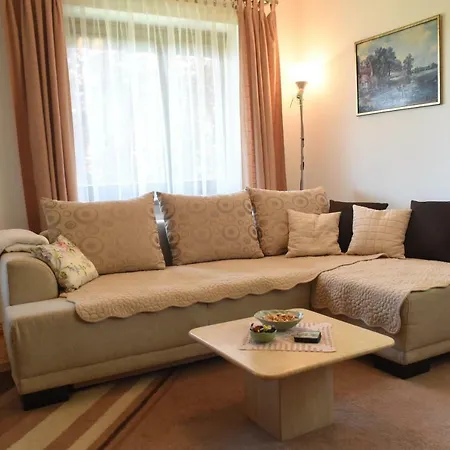 Nik Lux * Врнячка-Баня