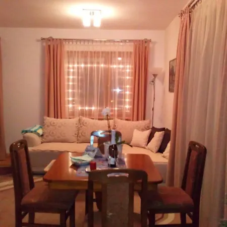 Nik Lux Апартаменты